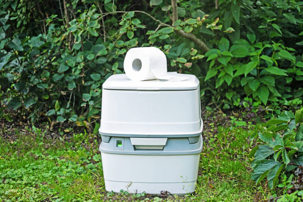 Best Portable restroom trailer rental  in Lansing, KS